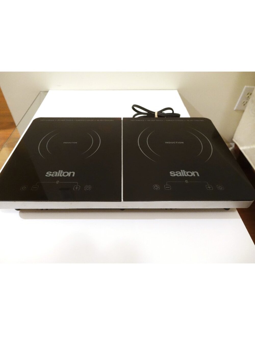 Salton ID 1487 Dual Burner Induction Cooking Surface